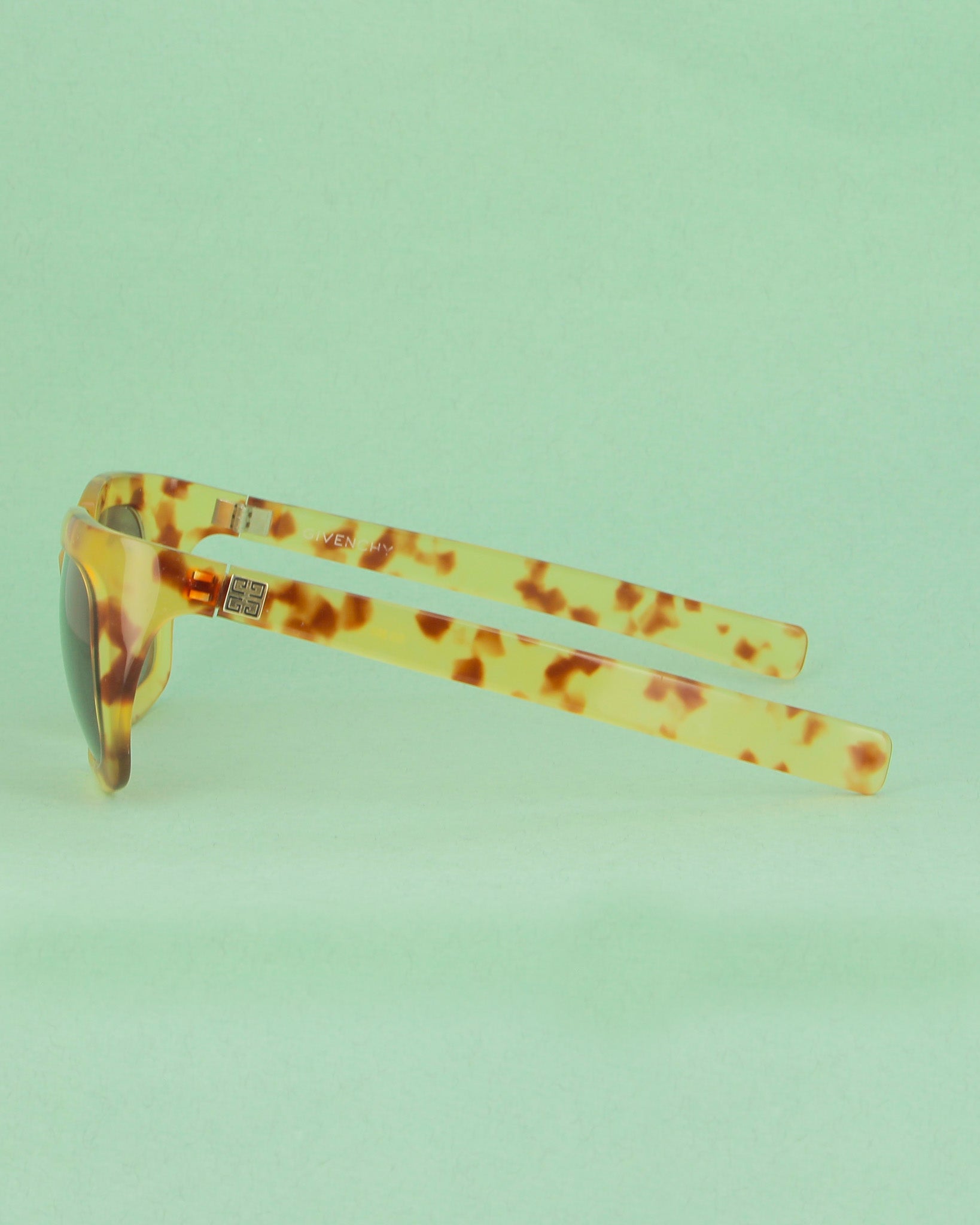 Givenchy Nouvelle B lunettes de vue carrées écaille