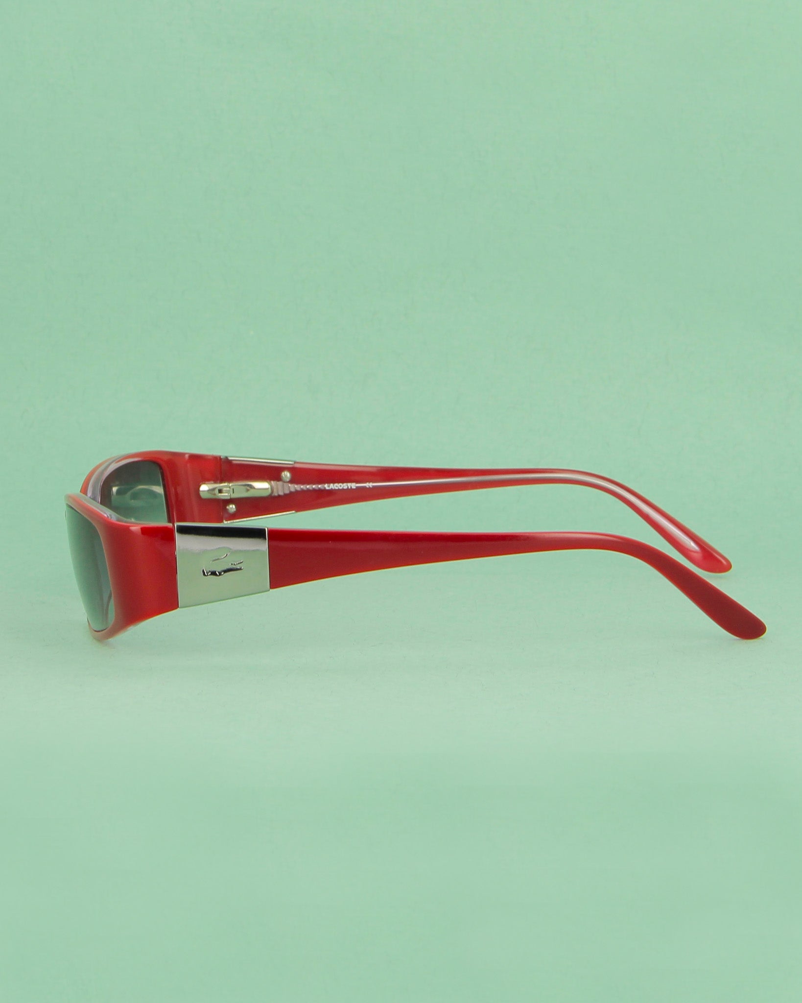 Lacoste 8054 lunettes de soleil rouge rectangulaire