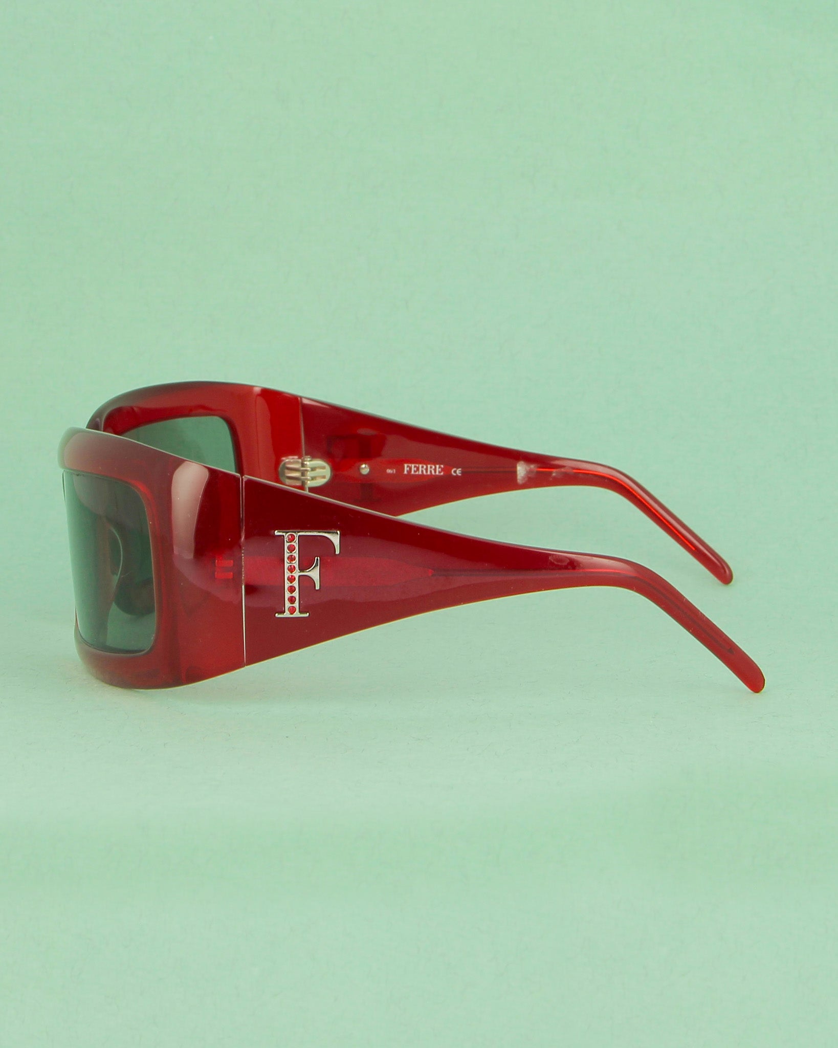 Gianfranco Ferré 7281 lunettes de soleil rouges masque