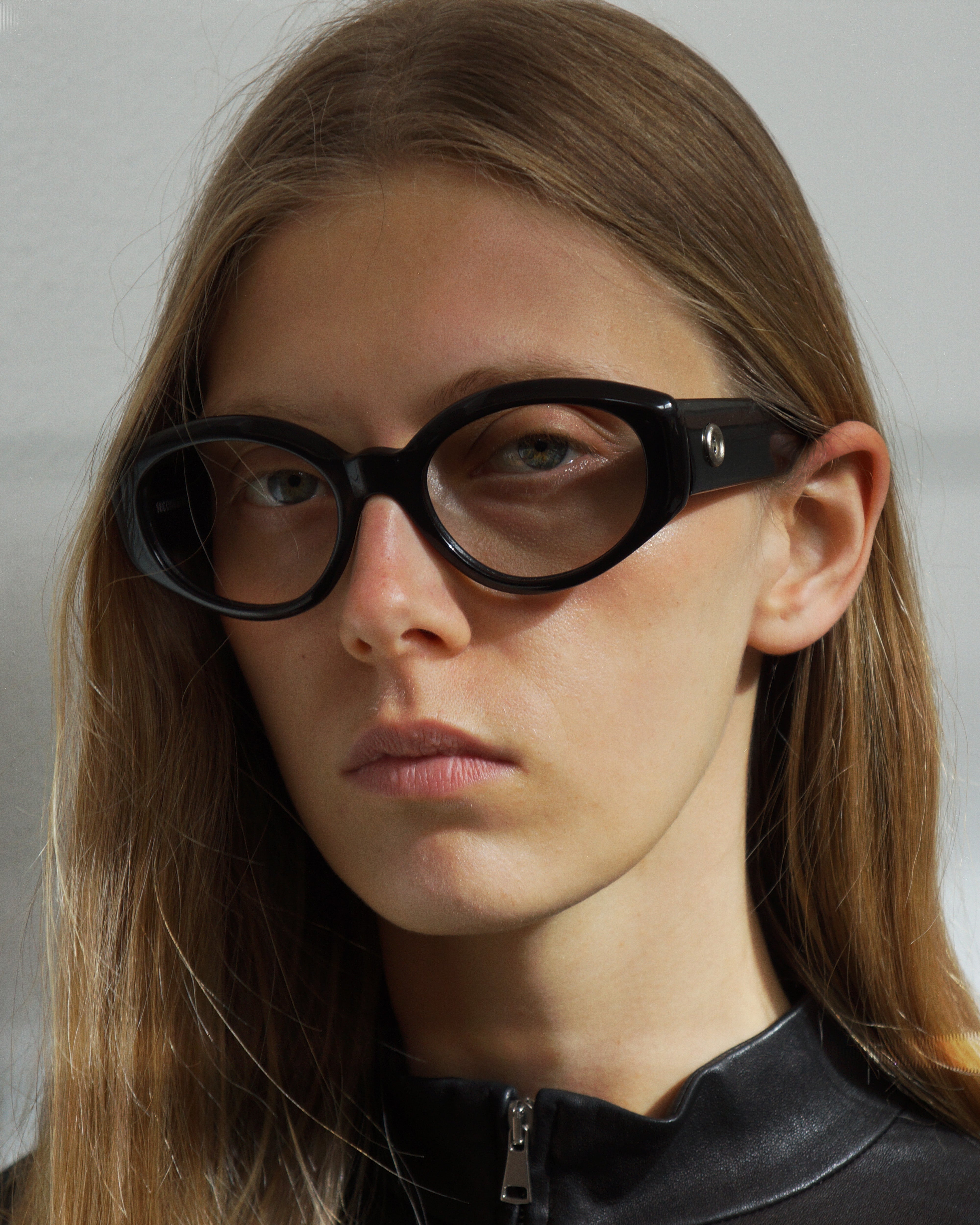Patrick Kelly Papaye lunettes de soleil ovales noires