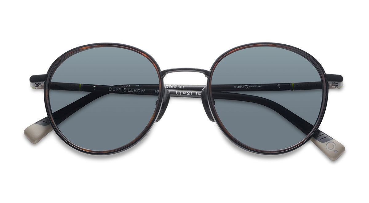Etnia Barcelona Devils Elbow lunettes de soleil HD polarisé 51