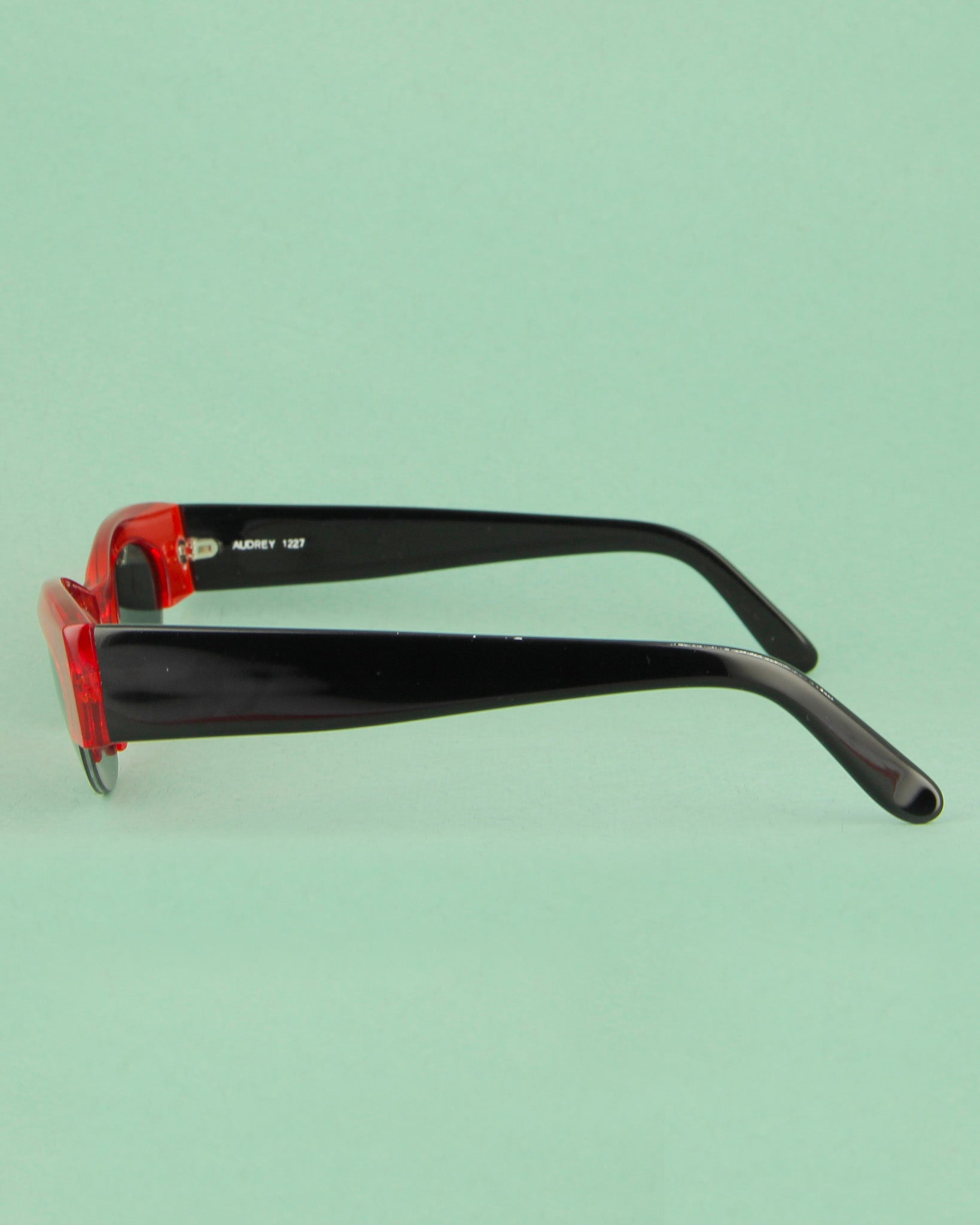 BOZ Audrey 02 lunettes de soleil noires