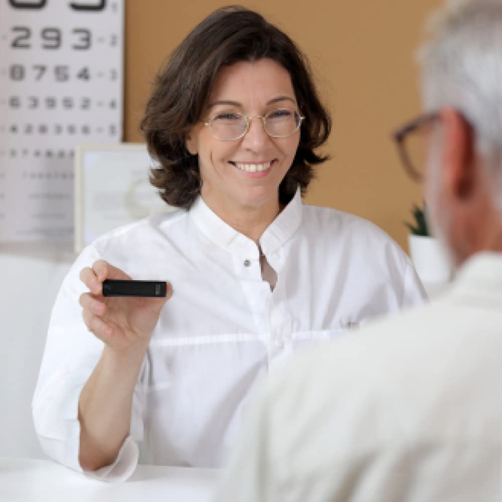 OrCam MyEye Pro lunettes malvoyants lecture vocale