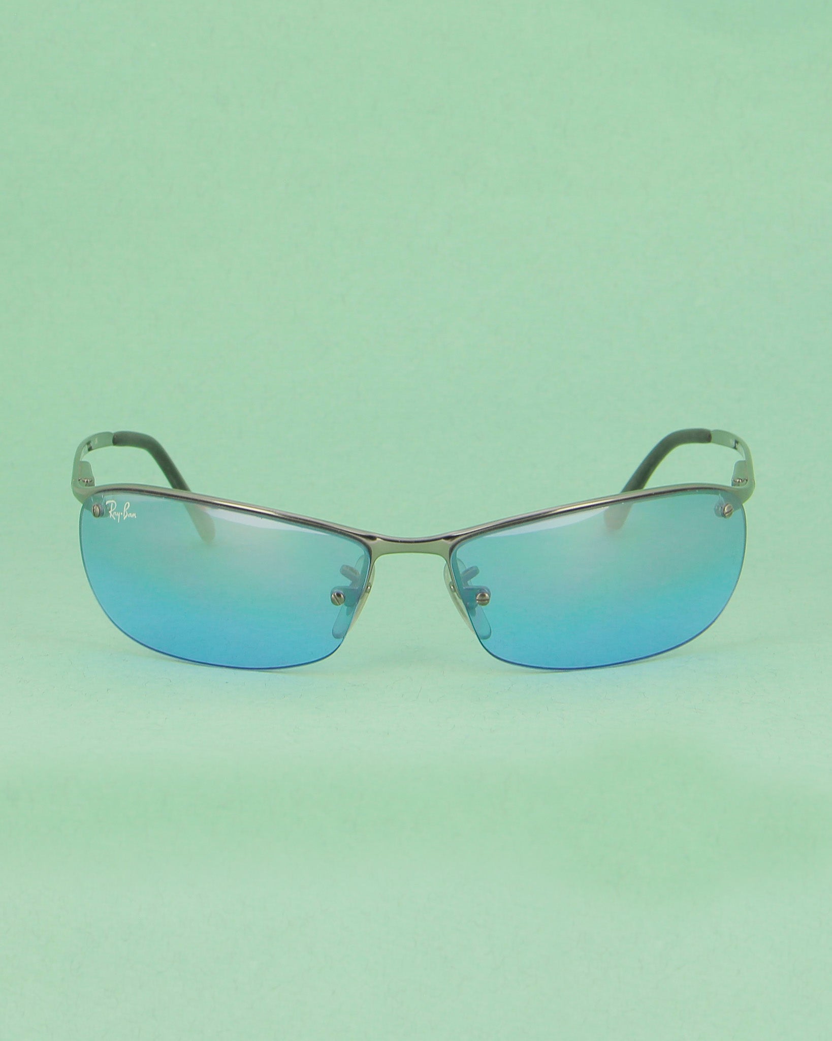 Ray-Ban RB3186 lunettes de soleil rectangulaires bleues