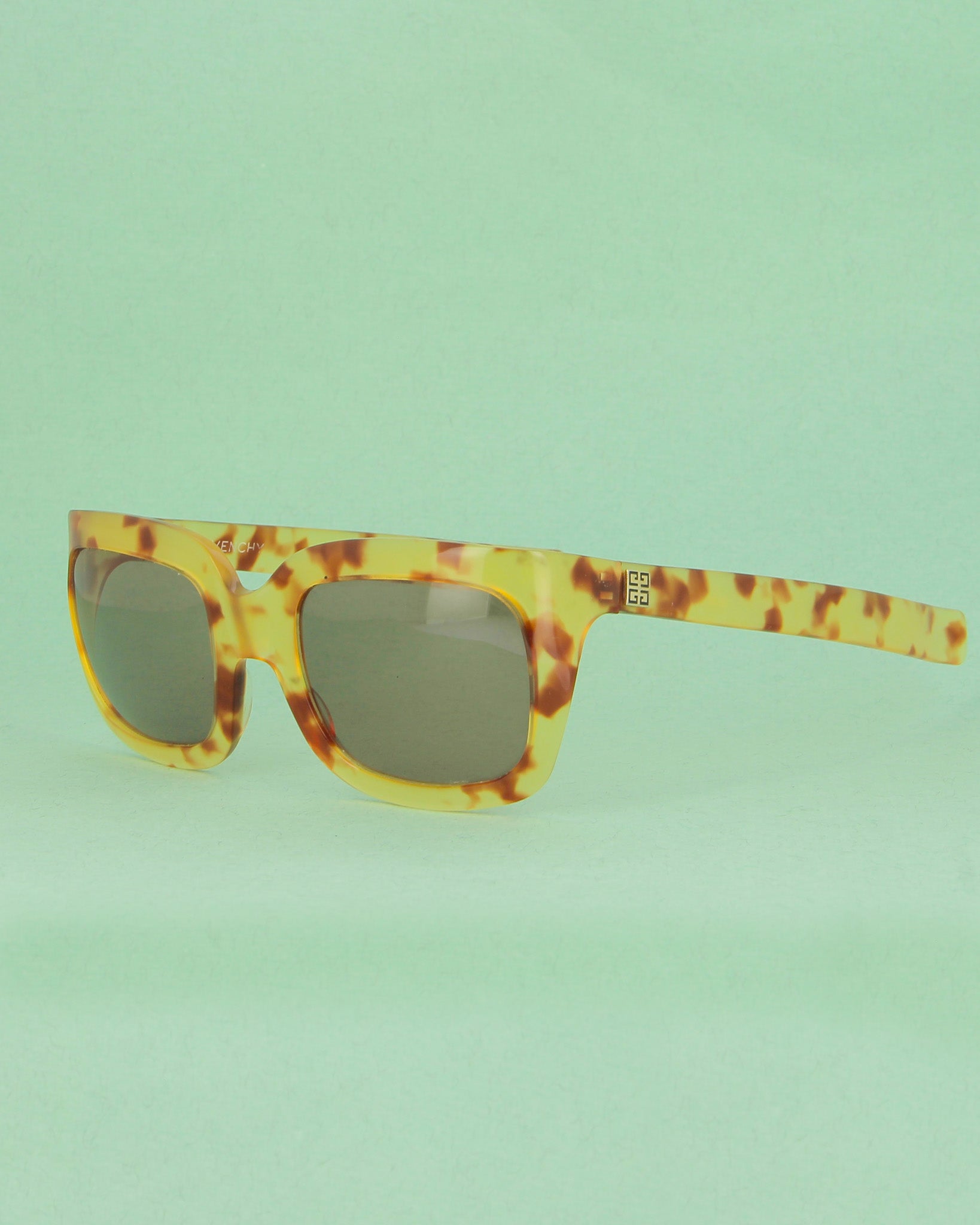 Givenchy Nouvelle B lunettes de vue carrées écaille