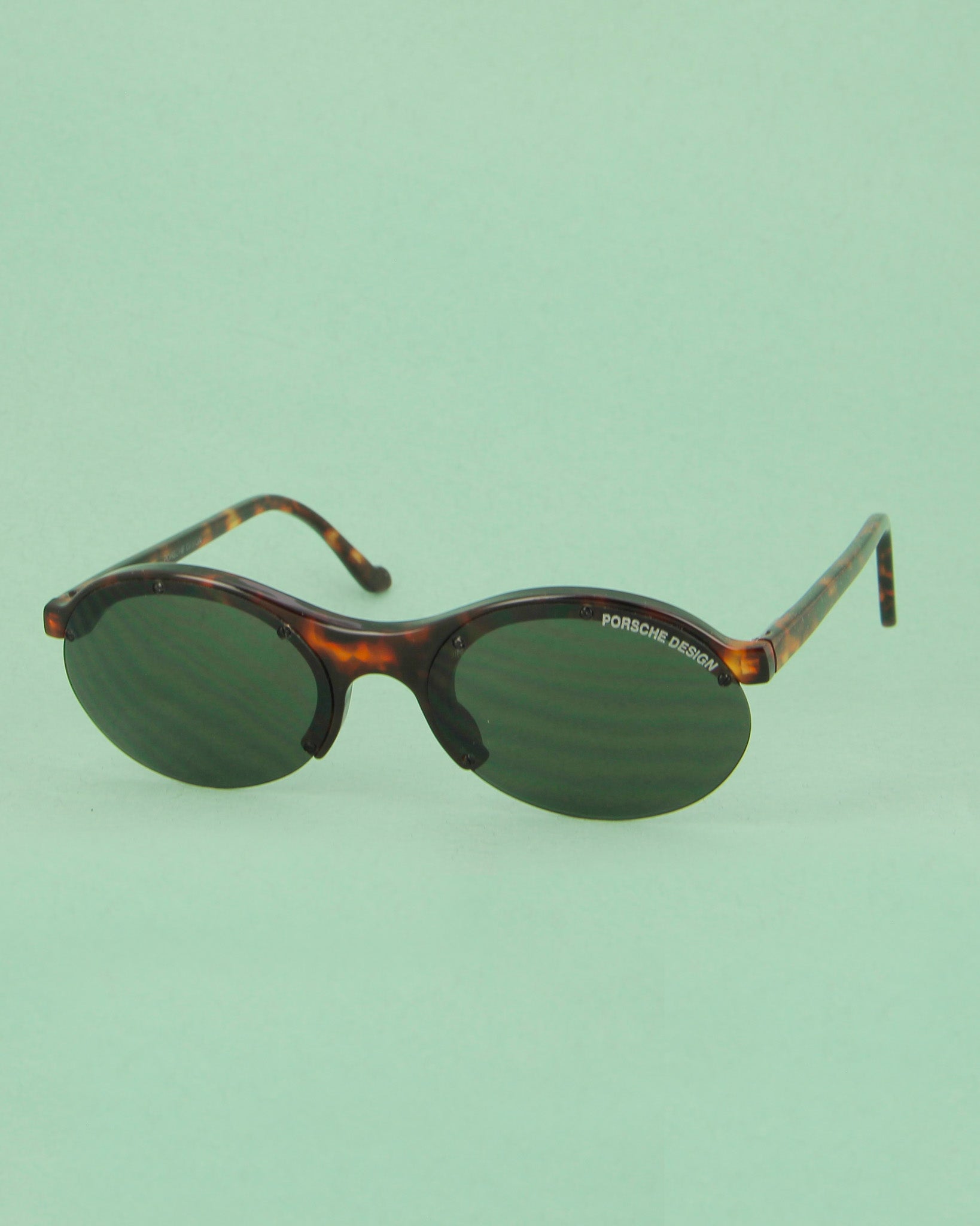 Porsche P0030 lunettes de soleil ovales écaille catégorie 3