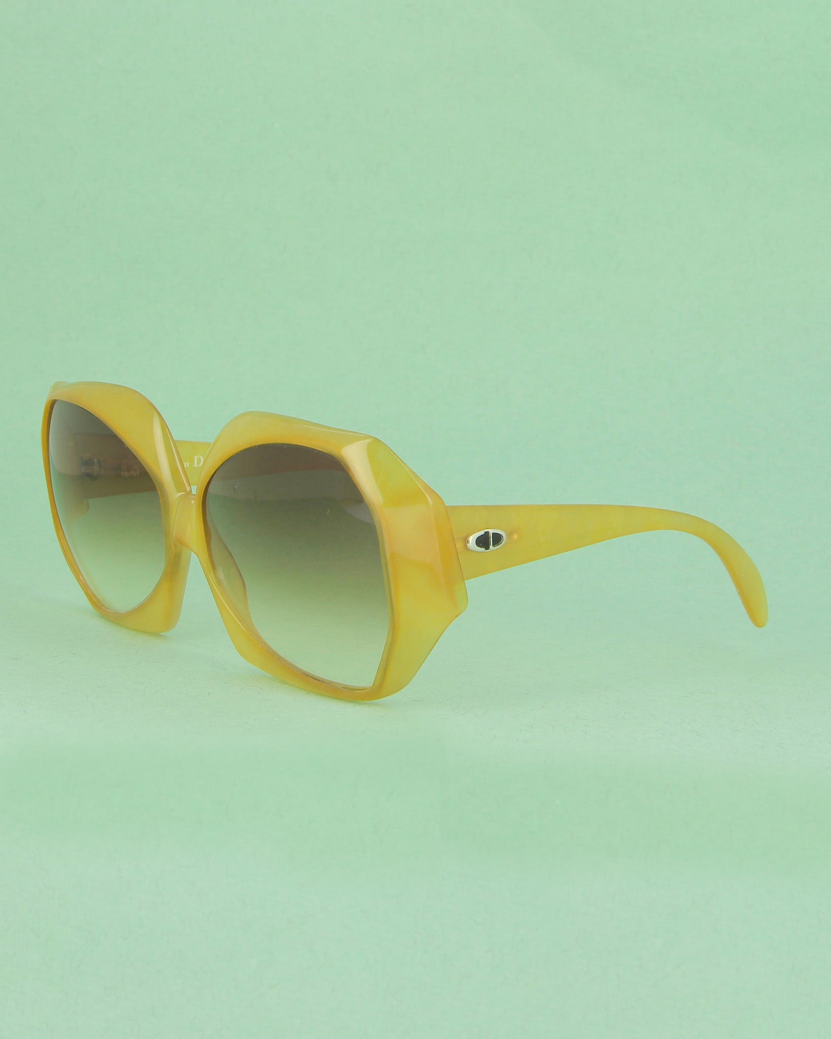 Christian Dior 2025 lunettes optique oversize jaune