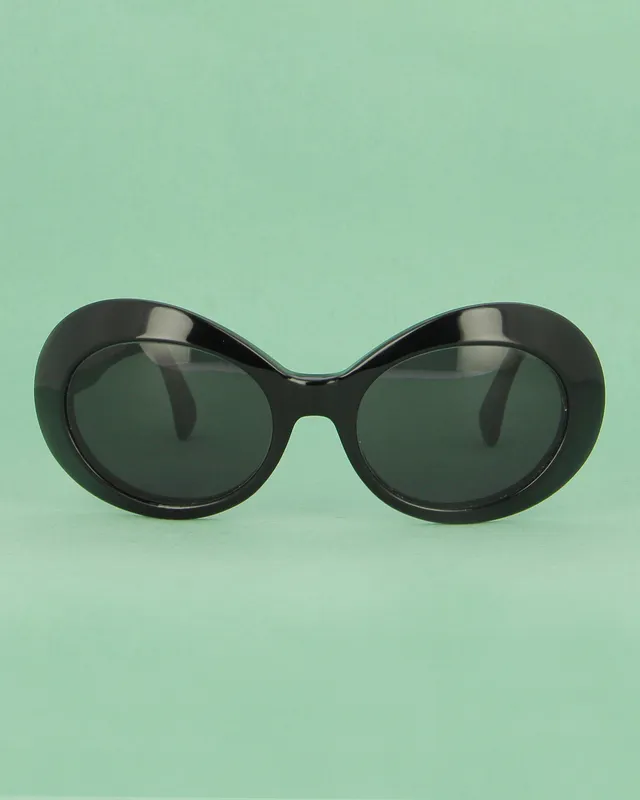 Agnès b Audrey lunettes de soleil ovales noires vintage