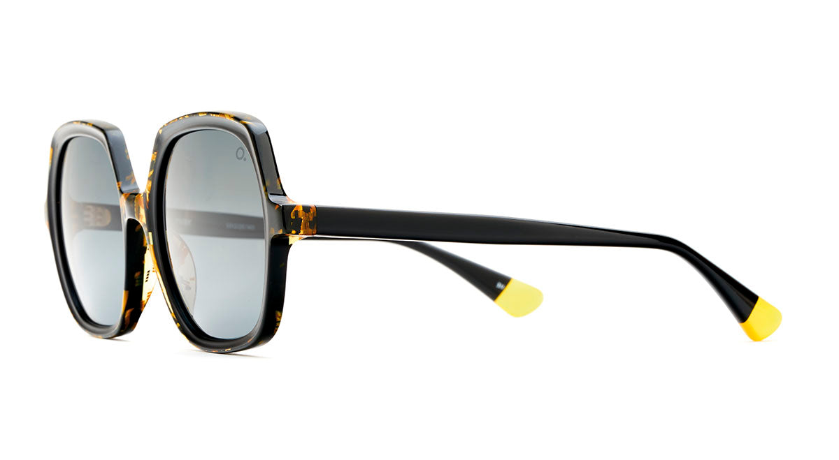 Etnia Barcelona Mala lunettes de soleil BK/PU 53