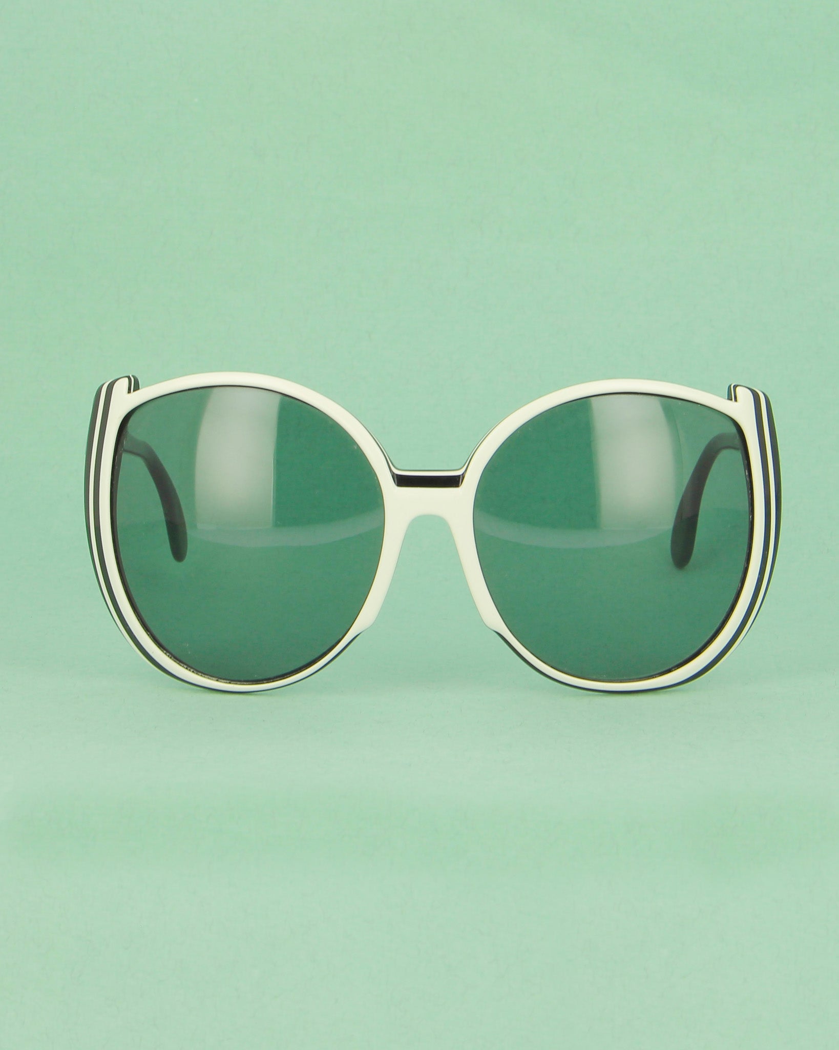Silhouette 592 lunettes de soleil papillon blanc oversize