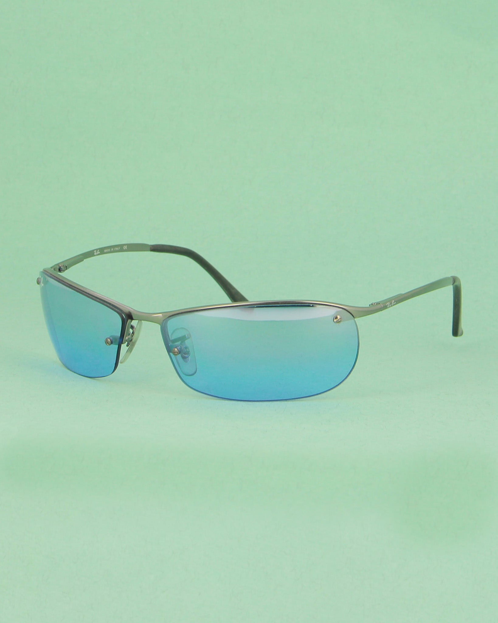 Ray-Ban RB3186 lunettes de soleil rectangulaires bleues