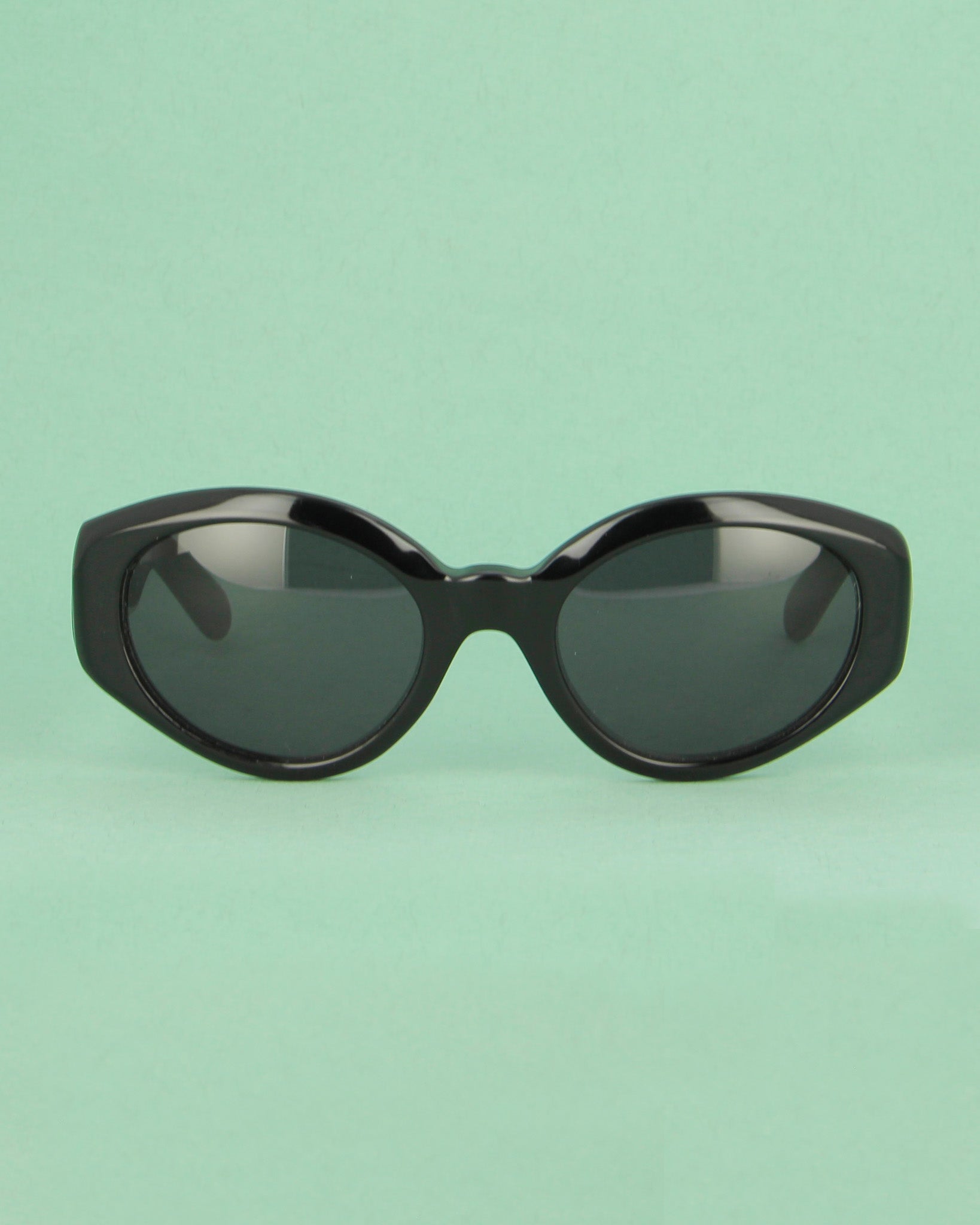 Patrick Kelly Papaye 22 lunettes de soleil noir